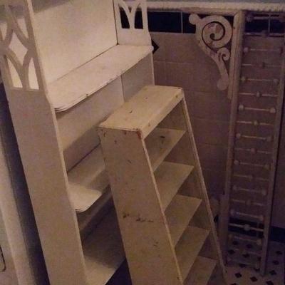 Vintage free standing shelf 