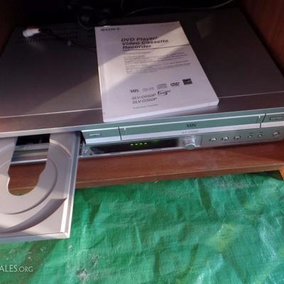 2004 Sony slv-d550p DVD and VHS player