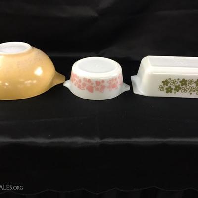 Pyrex dishes