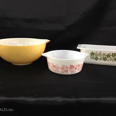 Pyrex dishes