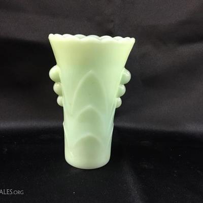 Jadite vase