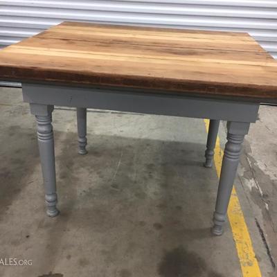 Farmhouse table
