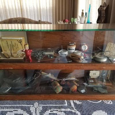 Antiques and collectibles 