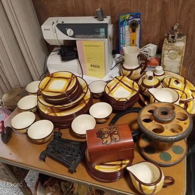 Set of Vernon Kilns chinaware