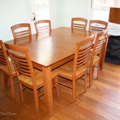Formal Dining Table w/ Eight Chairs & Leaf