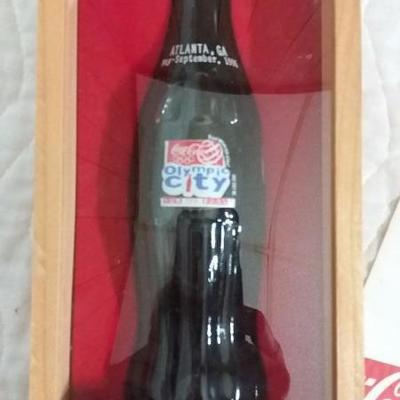 One encased wooden box Single Commemorative Bottle set of 8 oz. Coca-Cola Classic 1996 Ltd. Edition 