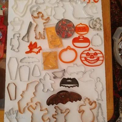 Halloween; Random Cookie Cutters priced 25 cents for plastic, .50 small tin cutters, $5 - $10 dollars for Copper cutters based on size,...