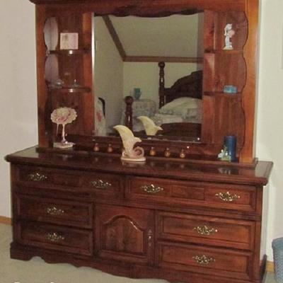 Pine Double Dresser with Gallery Mirror