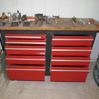 Craftsman 8-Drawer Tool Chest Work Bench. (54