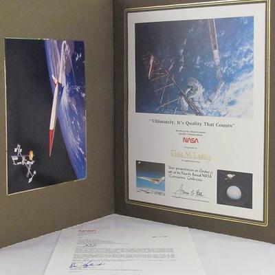 PrÃ©sentation Certificate Appreciation Presented on October 27, 1987 at the Fourth Annual NASA/Contractors ConfÃ©rence 