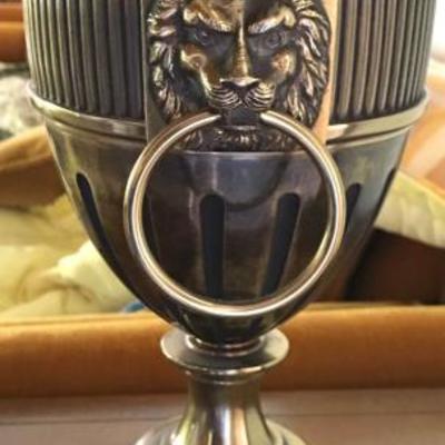 Pair Of Classic Vintage Stiffel Company Table Lamps Floral Leaf 28 1/2" Tall Regal Lionâ€™s Head Burnished Brass And Dual Switches.
