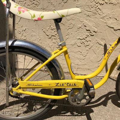 Vintage Classic 70's Schwinn â€œLil Chickâ€ Yellow Girls Bike With Banana Seat Flowers Angel Wing Handlebars Chicago
