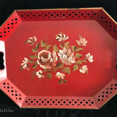 Tole Tray w/Reticulated Gallery 
20" x 15"   24.00