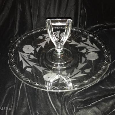 Vintage Etched Crystal Tidbit Server
18.00
