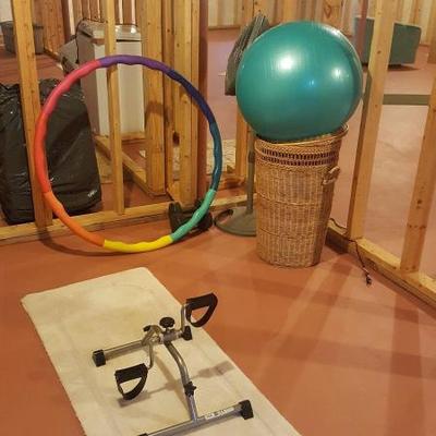 exercise equipment 