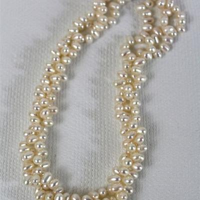 Fresh water pearl necklace