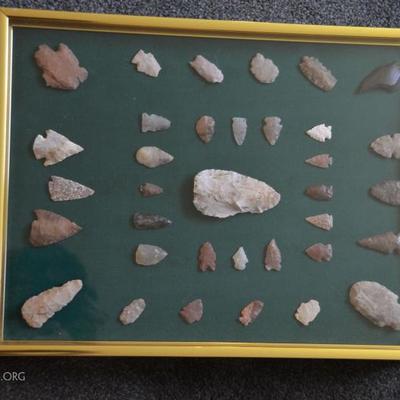 We are sincerely sorry, the family has pulled all arrowheads Shown in cases from the sale. We are forced to grant their wish. Again, we...