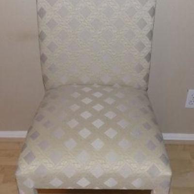 KDO003 Elegant Upholstered Highback Chair
