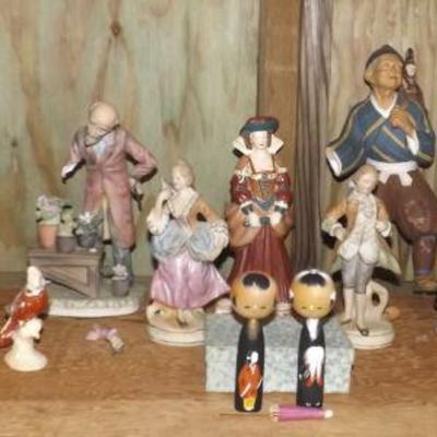 FVM073 Japanese Porcelain Figurines and More!
