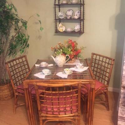 Rattan Breakfast Table with 4 Chairs