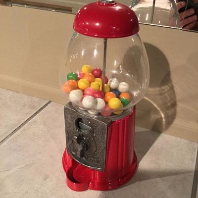 Gumball machine