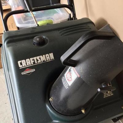 Craftsman snow thrower / blower with Briggs and Stratton motor