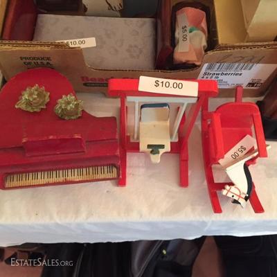 Dollhouse Furniture.