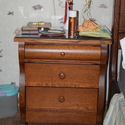 amish nightstand 