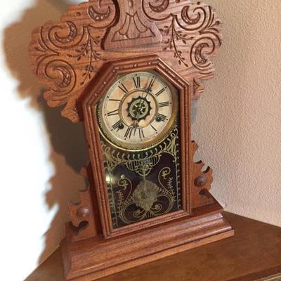 Vintage clock   Really good shape. Attleboro Clock company 