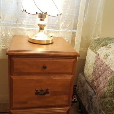 Lamps and end table 