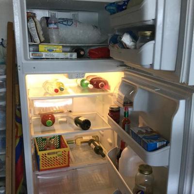 Clean fridge 