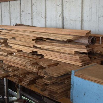 hardwood planks 