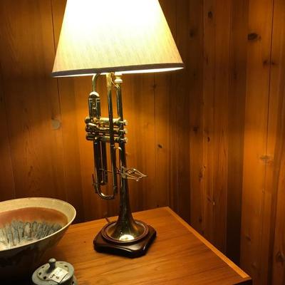 Baronet Trumpet Lamp