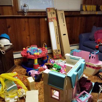 Some Toys, Barbie Houses