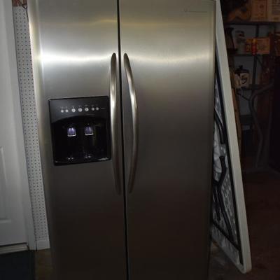 Frigidare Stainless Side By Side Refrigerator