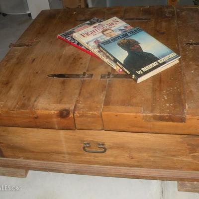 Rustic Solid Wood Coffee Table w/Storage