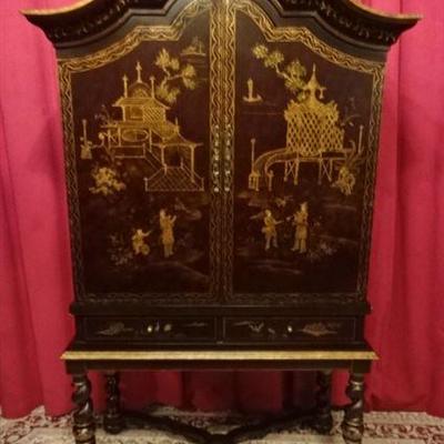CHINOISERIE GILT DECORATED 2 DOOR CABINET