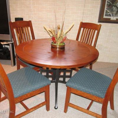 Mission style round table with chairs