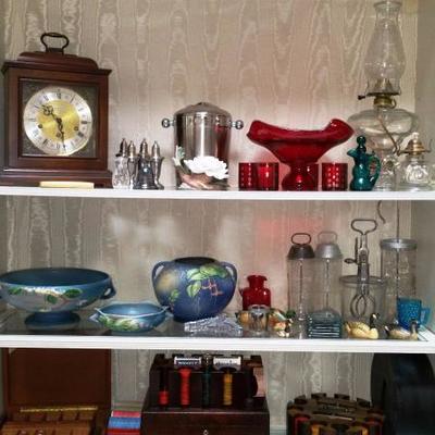 Roseville, Bakelite, Antiques Glassware