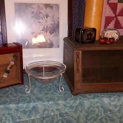 Antique Humidor & wood/glass tabletop display