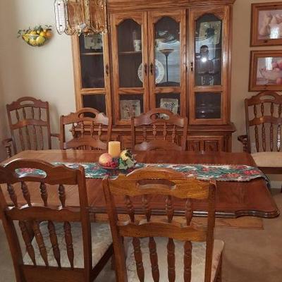 Three piece dining room set (willing to separate the set)