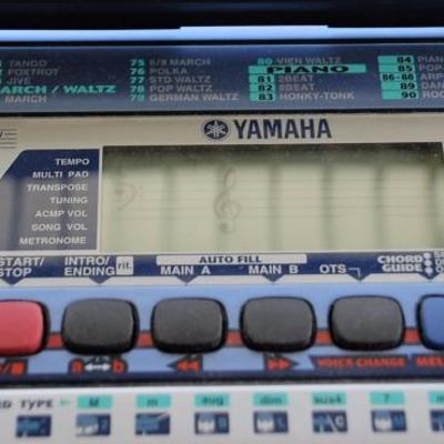Yamaha Electric Keyboard