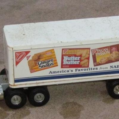 Ertl Pressed Steel Construction Vintage Nabisco Semi Tractor Trailer Toy Truck