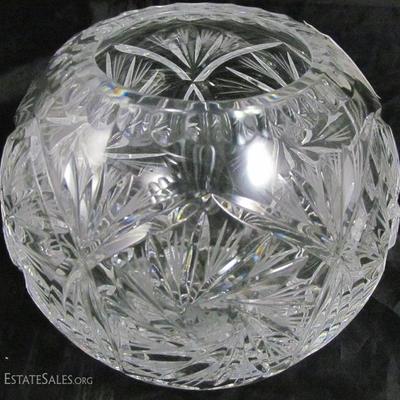 Cut Crystal Beautiful Brilliant Cut Crystal Bowl Sawtooth Rim with Pinwheel and Star Cut Pattern (4 1/4