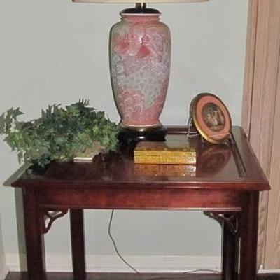 Mahogany Square Occasional Side Table with Hand Painted Porcelain Ginger Jar Style Lamp with Silk Ecru Shade- 31