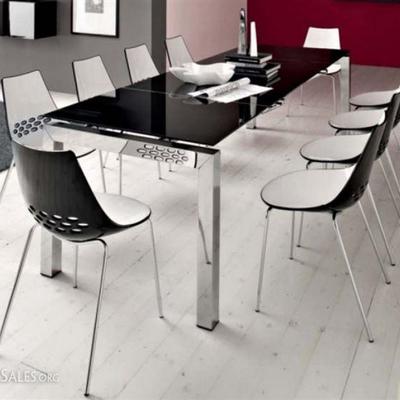 CALLIGARIS ITALIAN STEEL EXPANSION TABLE WITH 8 BLACK AND WHITE CHAIRS