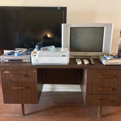 42" LED/LCD LG Flatscreen TV w/Original Remote & Manual, 20" Sony FD Trinitron WEGA CRT TV, Apex DVD Player, Sony VHS VCR,...