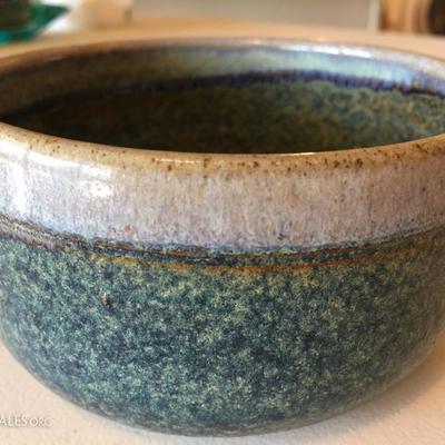 La Mers two-toned glazed ceramic bowl (France)