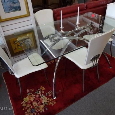 MODERN CHROME AND WHITE LEATHER DINING SET - TABLE AND 4 CHAIRS