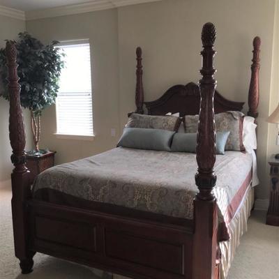 Four poster bed.  Stunning!  Integrity Estate Sales